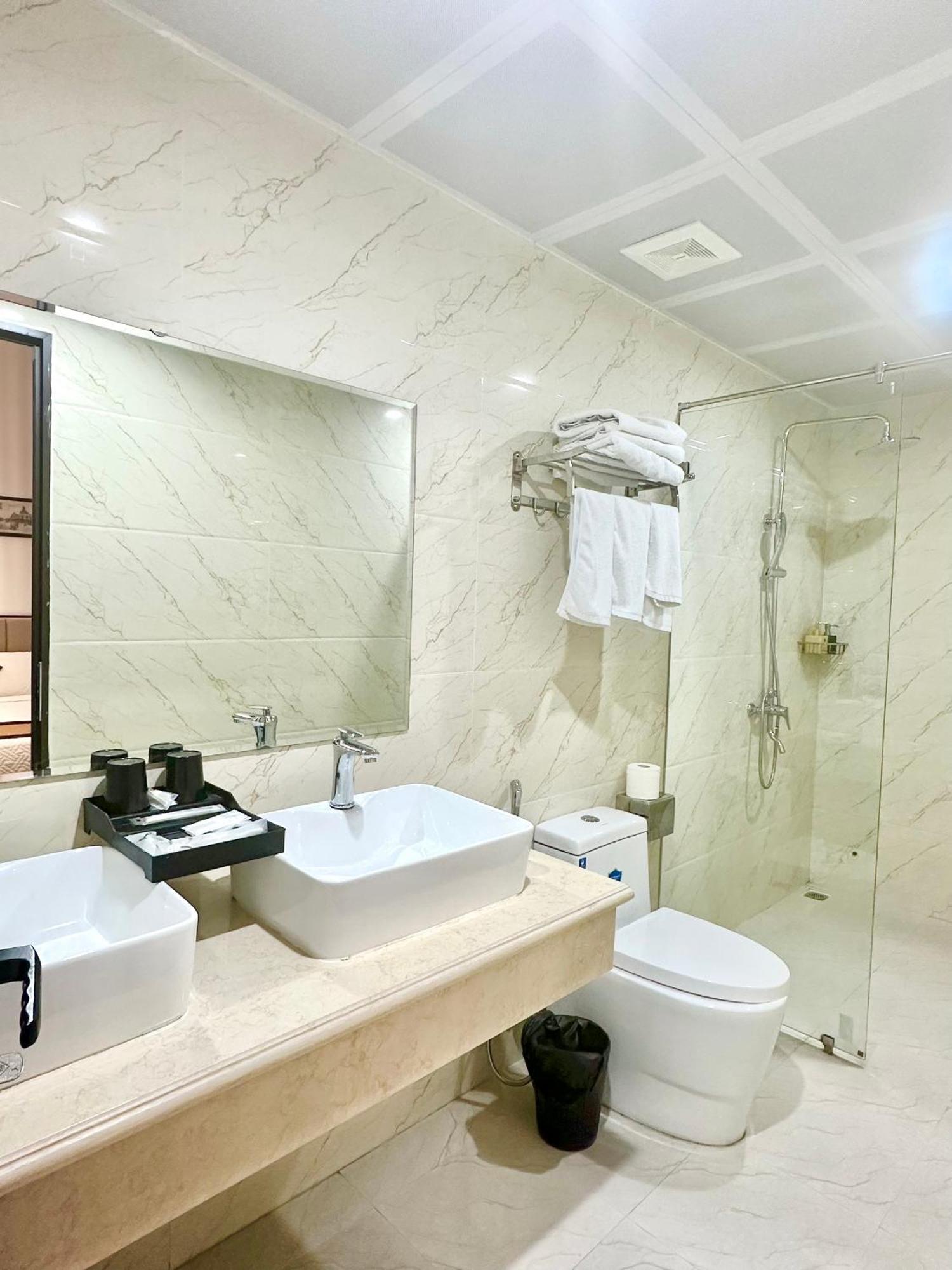 Vinh Khang Ha Long Hotel エクステリア 写真
